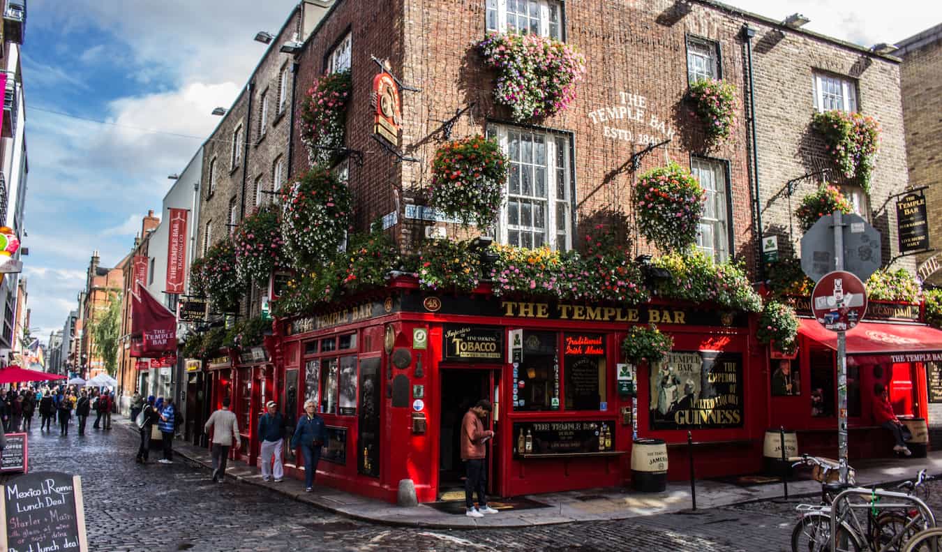 The iconic and bustling Temple Bar street of Dublin, Ireland